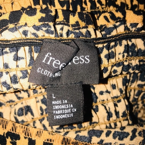 Free Press Square Neck Leopard Top - Picture 5 of 5